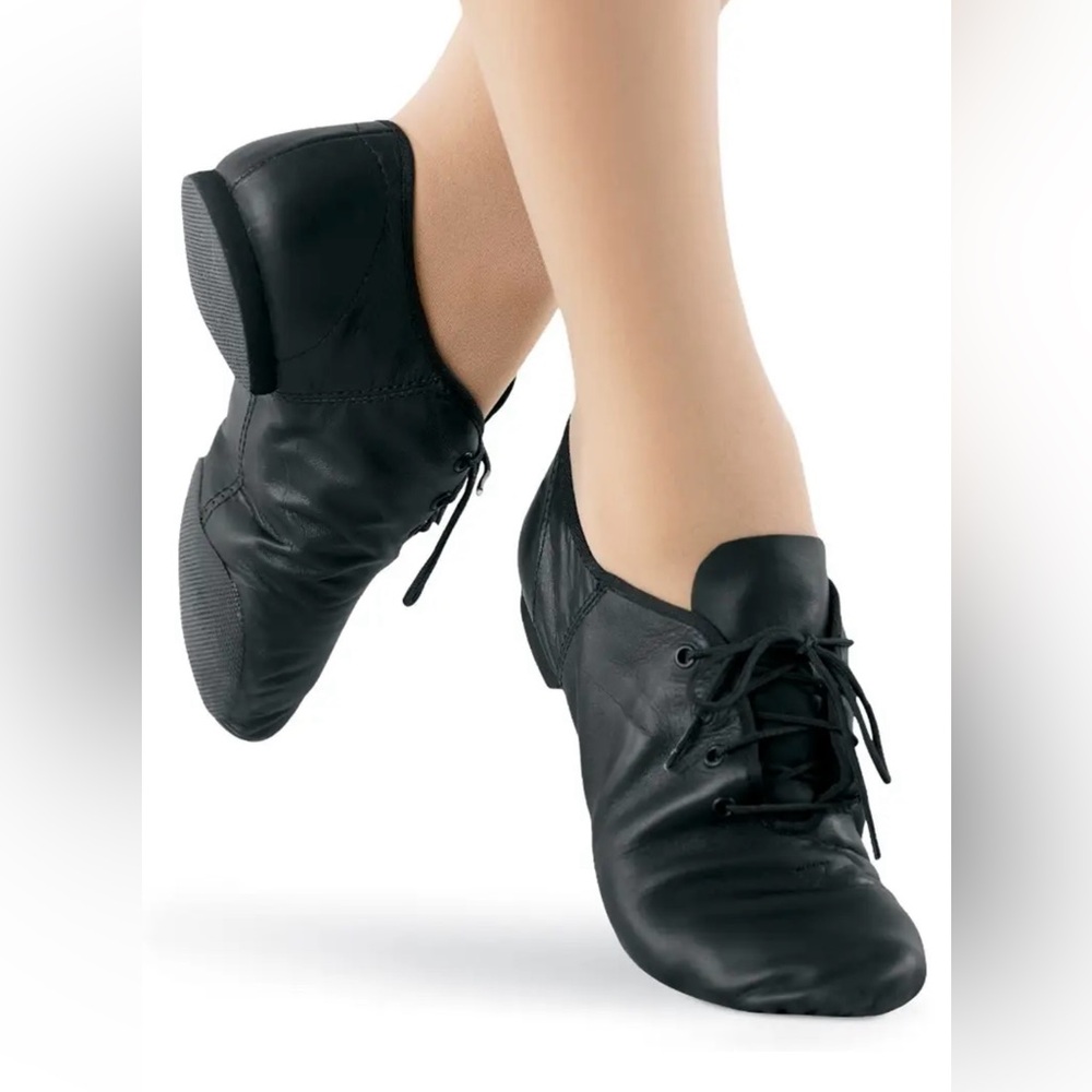 NEW in BOX Capezio Black Lace Up Split Sole Jazz Dance Shoes Leather Adult 5 M